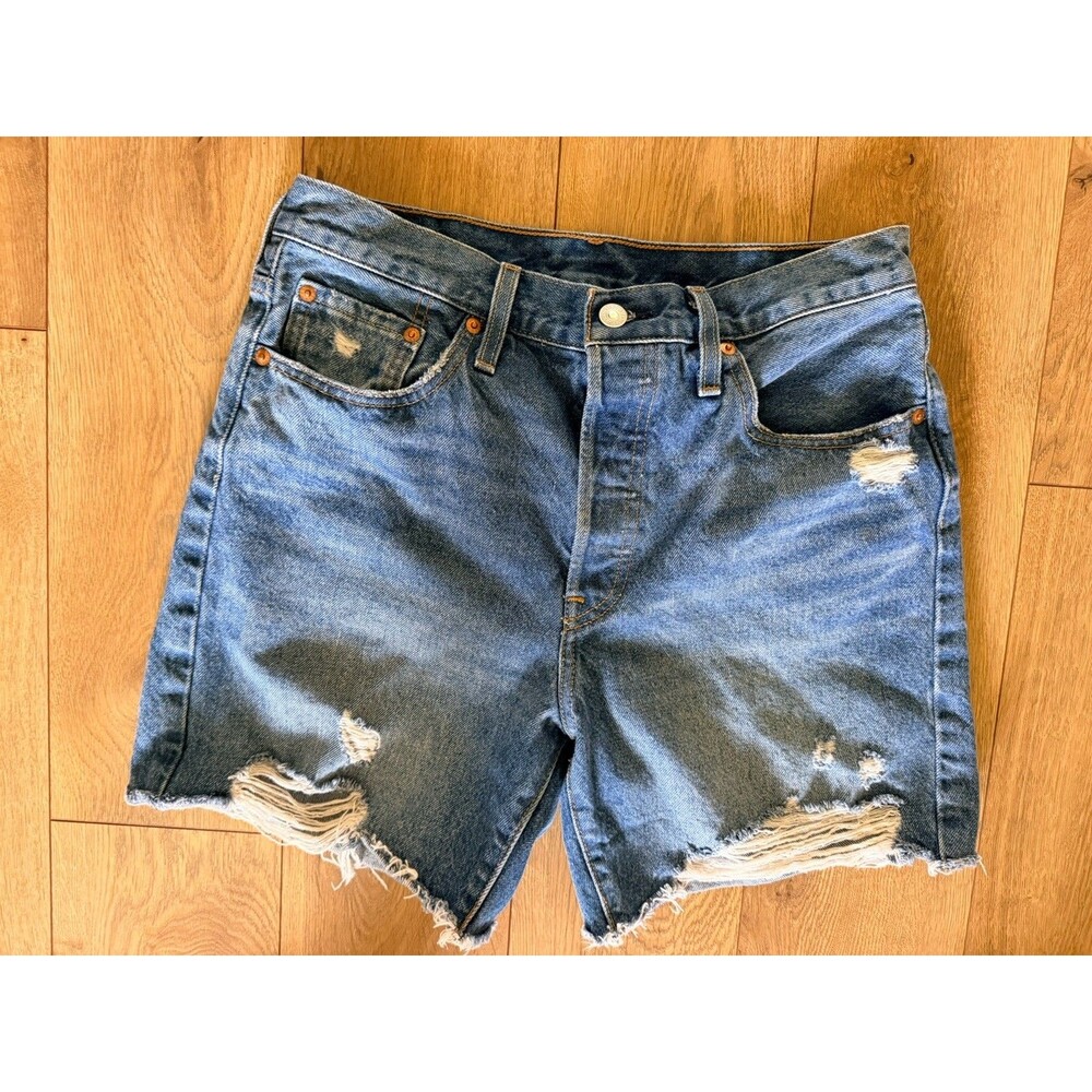 Women's Levis 501 Denim Shorts Size 29 Medium Wash 100% Cotton